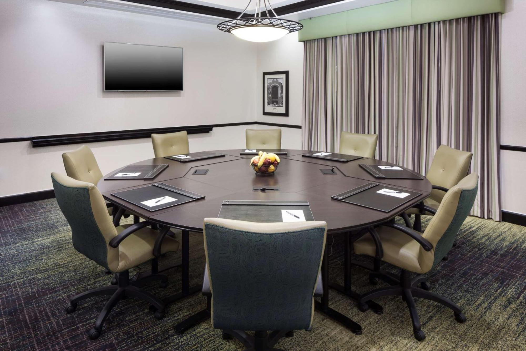 Hampton Inn & Suites Gainesville Downtown Εξωτερικό φωτογραφία