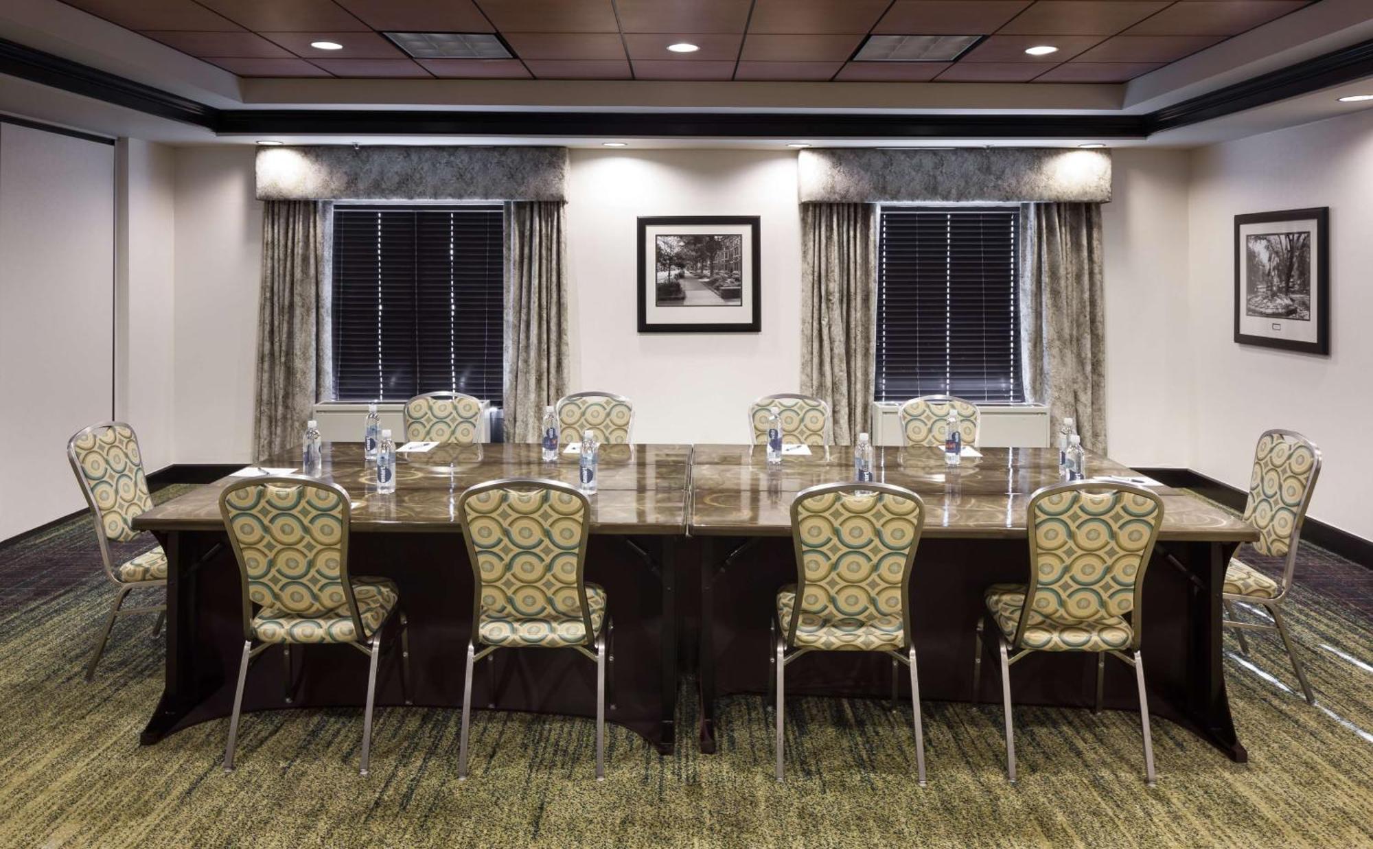 Hampton Inn & Suites Gainesville Downtown Εξωτερικό φωτογραφία
