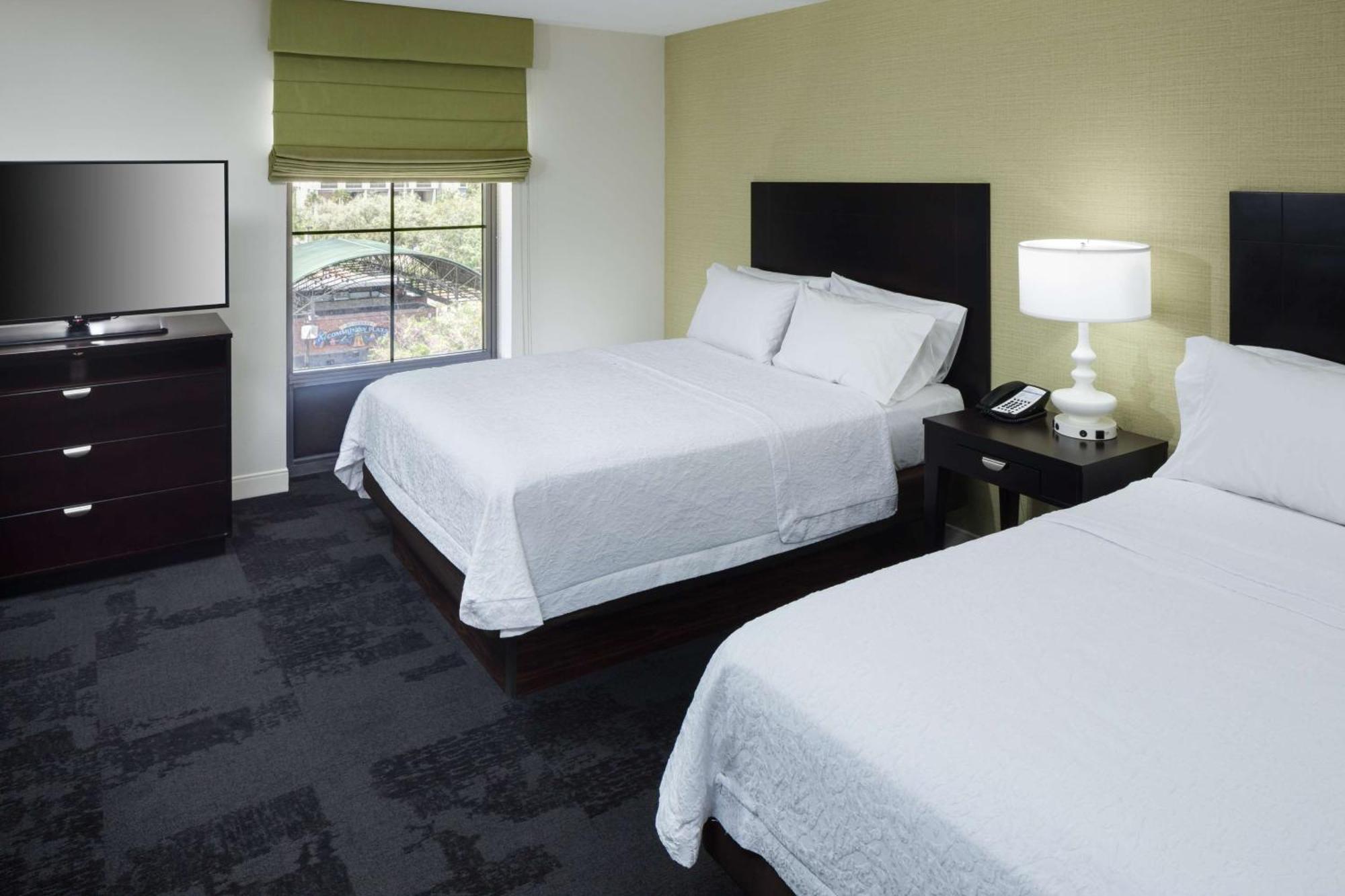 Hampton Inn & Suites Gainesville Downtown Εξωτερικό φωτογραφία