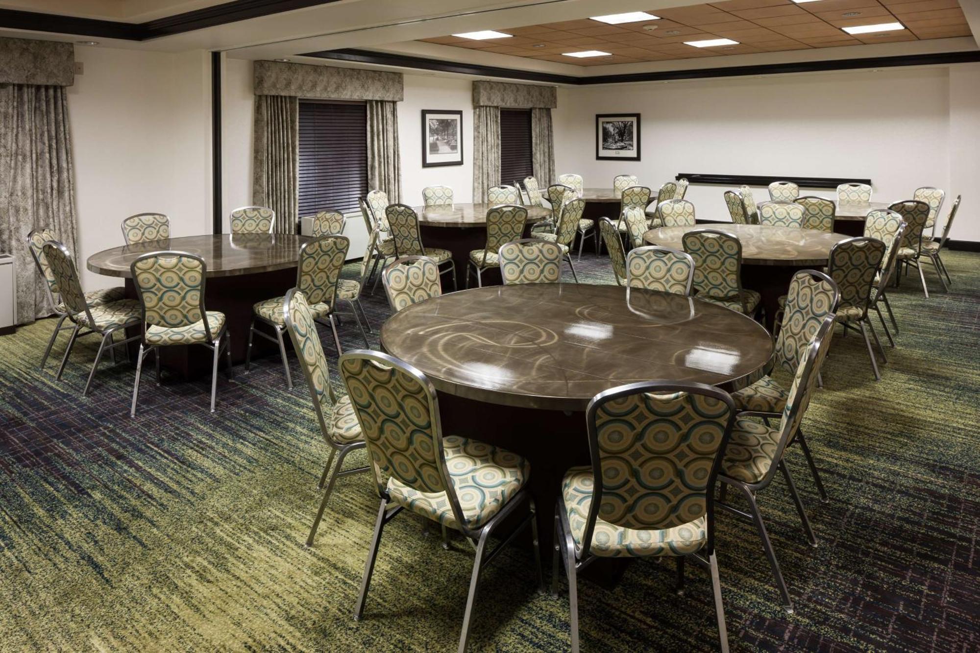 Hampton Inn & Suites Gainesville Downtown Εξωτερικό φωτογραφία