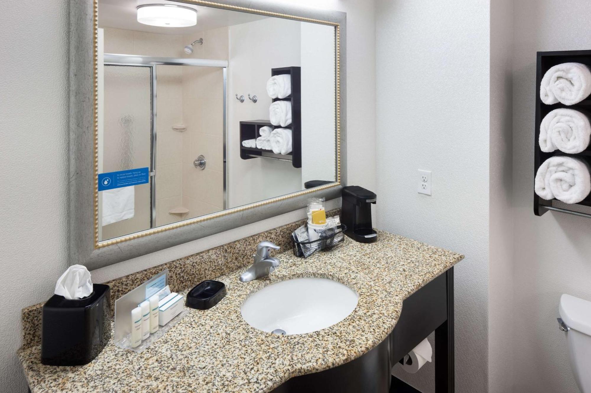 Hampton Inn & Suites Gainesville Downtown Εξωτερικό φωτογραφία