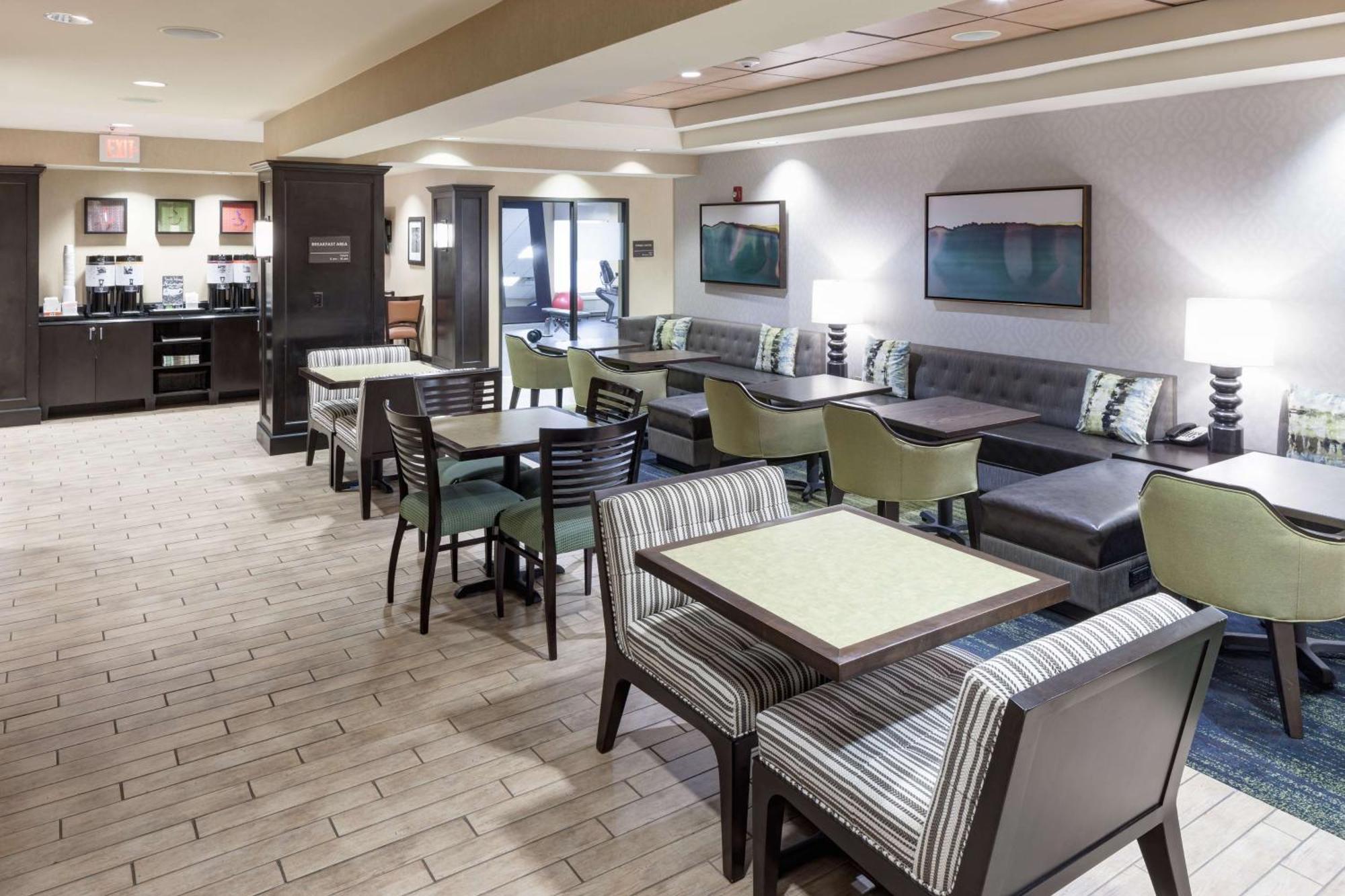 Hampton Inn & Suites Gainesville Downtown Εξωτερικό φωτογραφία