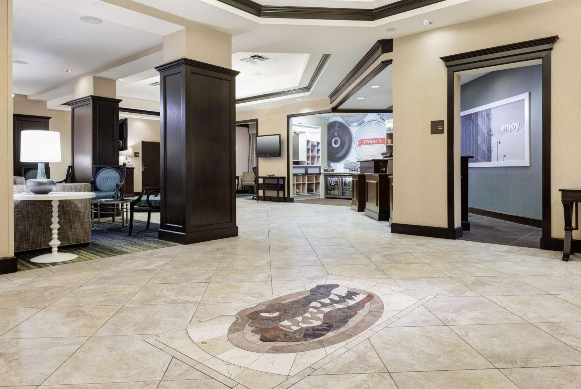 Hampton Inn & Suites Gainesville Downtown Εξωτερικό φωτογραφία