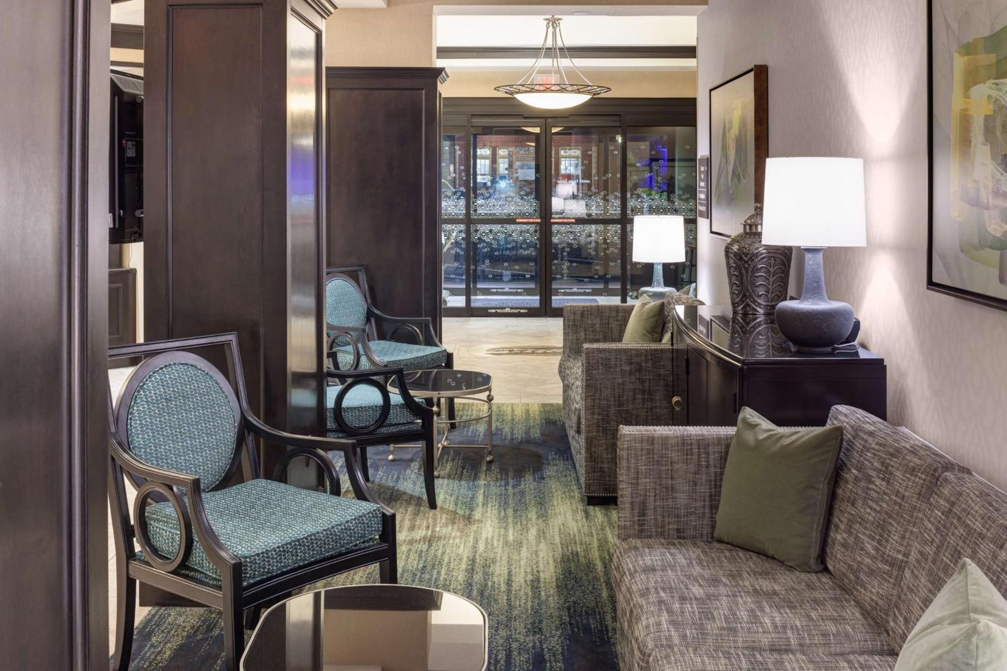 Hampton Inn & Suites Gainesville Downtown Εξωτερικό φωτογραφία