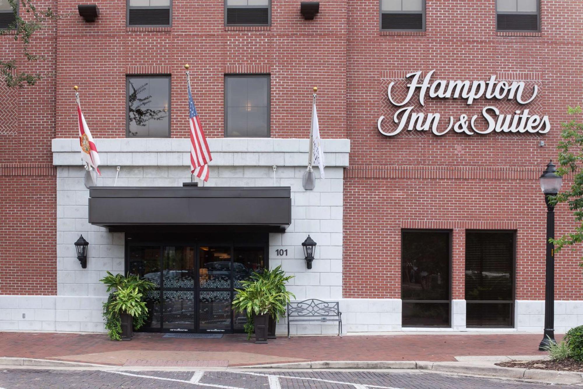 Hampton Inn & Suites Gainesville Downtown Εξωτερικό φωτογραφία